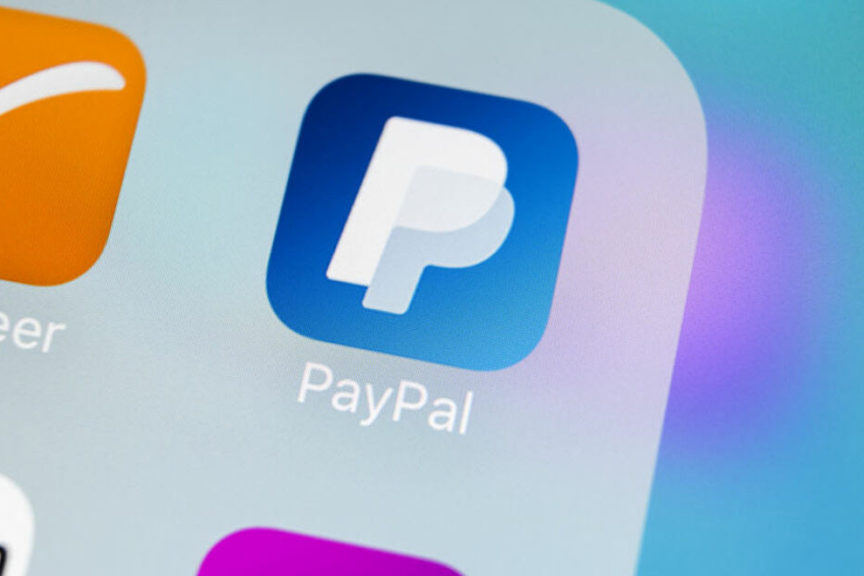 Per PayPal sollte sie eine Gebühr in Höhe von 900 Euro bezahlen. (Symbolbild)