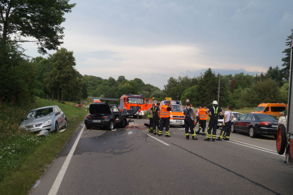 Die B28 musste komplett gesperrt werden.
