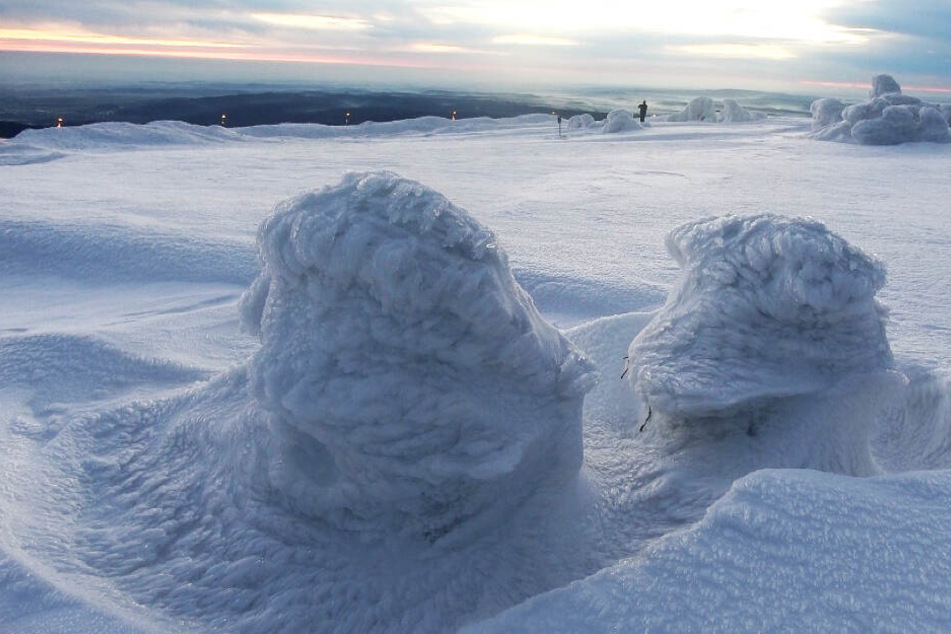 Auf dem Brocken sind wunderschöne Eisskulpturen entstanden.