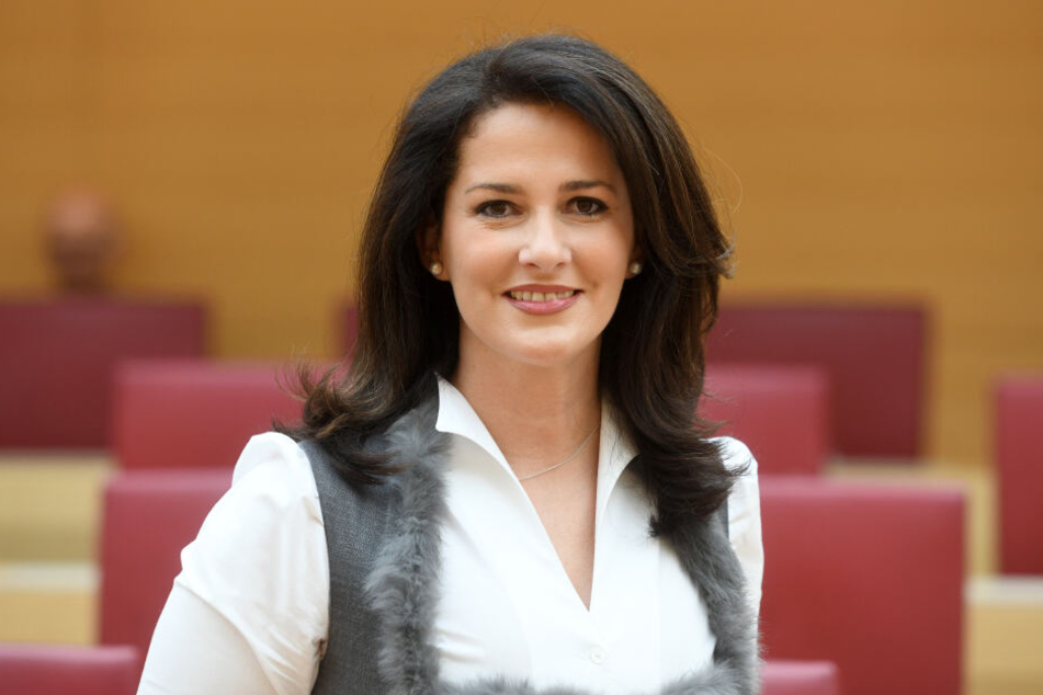 Michaela Kaniber (CSU), Staatsministerin für Ernährung, Landwirtschaft und Forsten, startet angesichts der neuerlich drohenden Dürre eine Bundesratsinitiative für eine staatlich gestützte Dürre-Versicherung. (Archivbild)