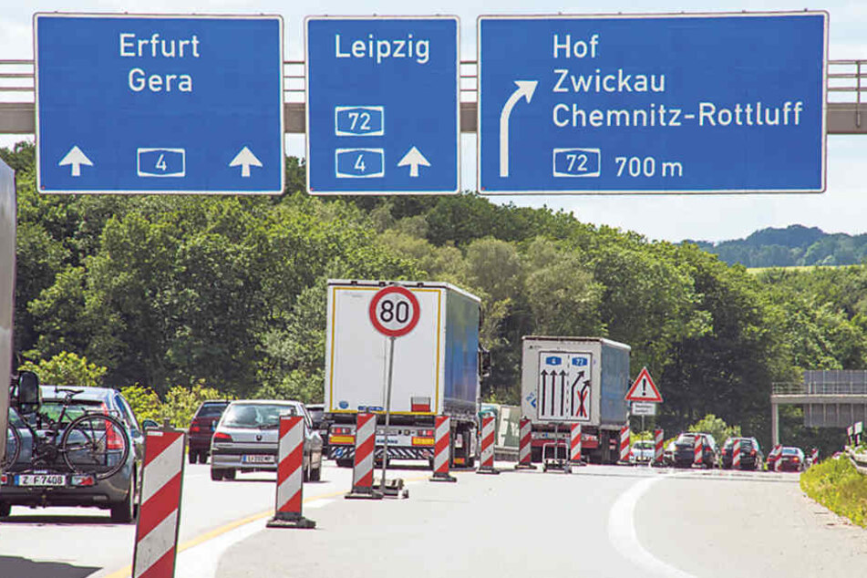 Auch im Raum Chemnitz brauchen Autofahrer starke Nerven. Hier die Baustelle
am Kreuz A4/A72.