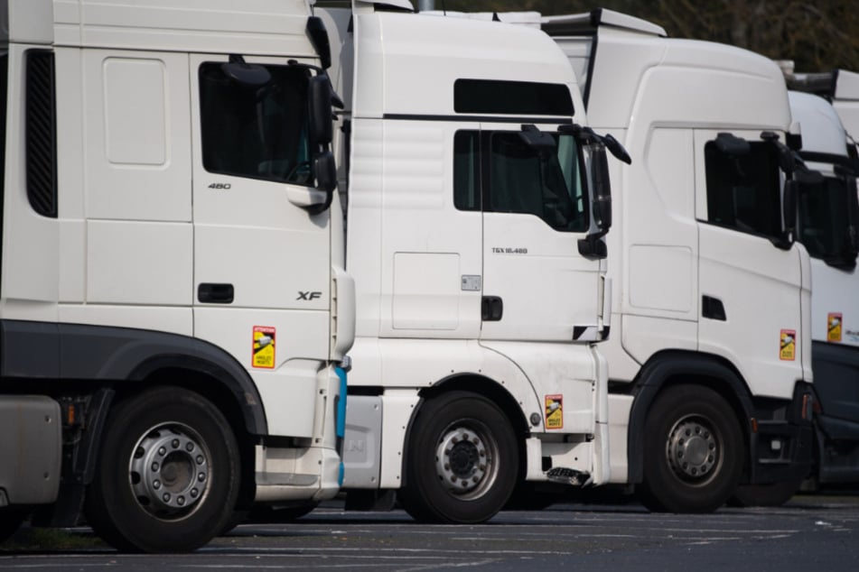 Insgesamt wurden 3402 Lkw in Nordrhein-Westfalen kontrolliert.
