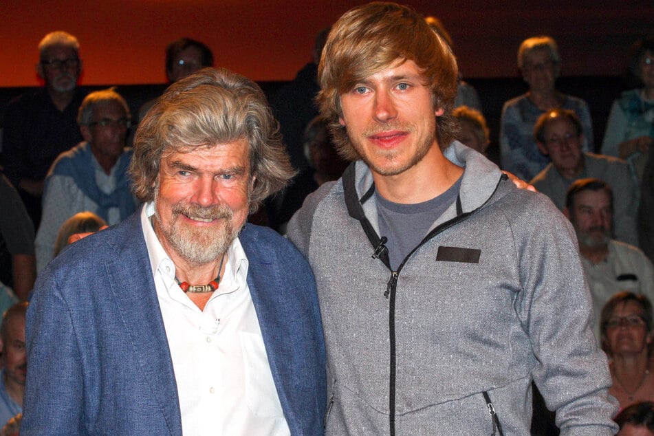 Reinhold Messner (81, l.), Südtiroler Extrembergsteiger, und sein Sohn Simon Messner (36) zu Gast in der ZDF-Talkshow "Markus Lanz".