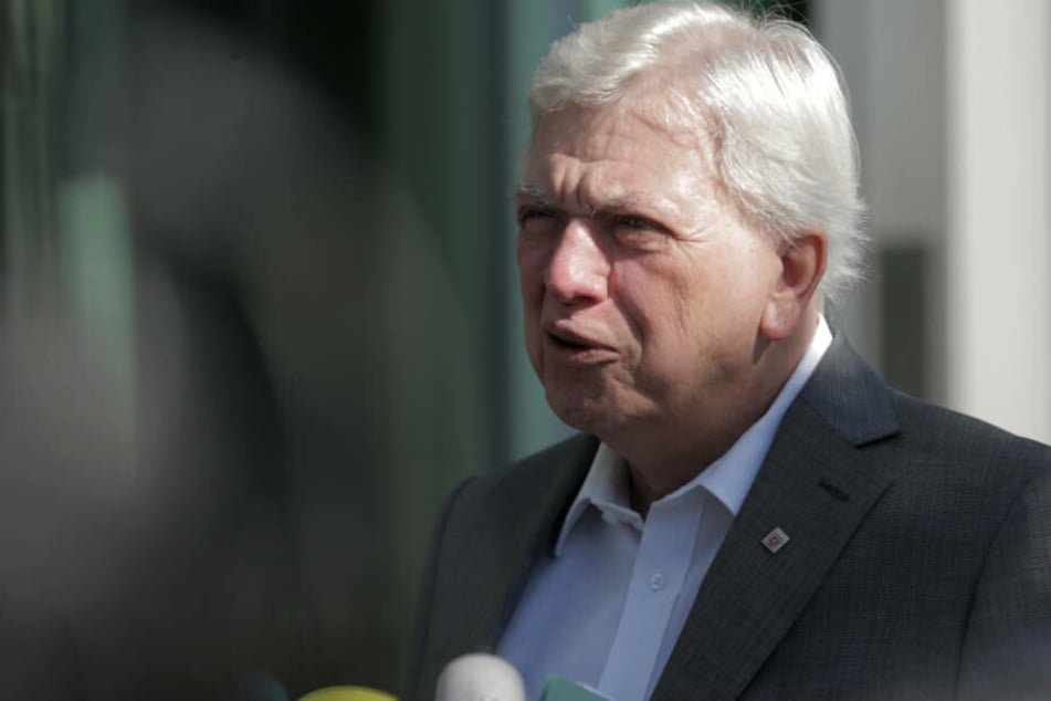 Hessens Ministerpräsiden Volker Bouffier will die Sicherheit an den Bahnhöfen überprüfen.