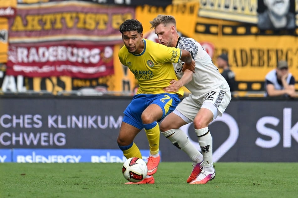 Jonas Sterner (24, r.) zeigt in dieser Saison ungewohnte Schwächen.