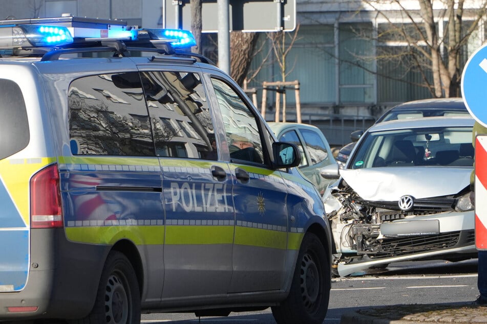 VW kracht in Skoda: Stau im Leipziger Nordosten