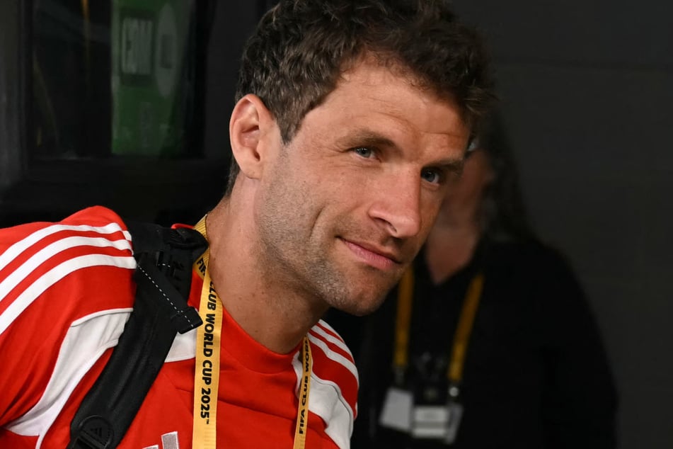 In welche Richtung reist er mit seinen Siebensachen? Thomas Müller (35) wird nach seinem letzten Bayern-Spiel wohl die Bundesliga verlassen.