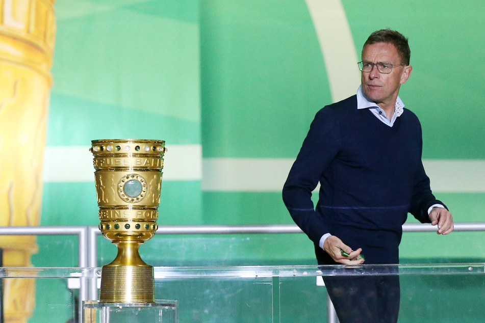 Ralf Rangnick (62) hält den ersten Titelgewinn von RB Leipzig in der laufenden Saison für möglich. (Archivbild)