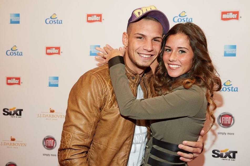 Im März 2013 gaben sich Sarah und "DSDS"-Sieger Pietro Lombardi (34) das Jawort. 2016 trennten sie sich. Später folgte die Scheidung.