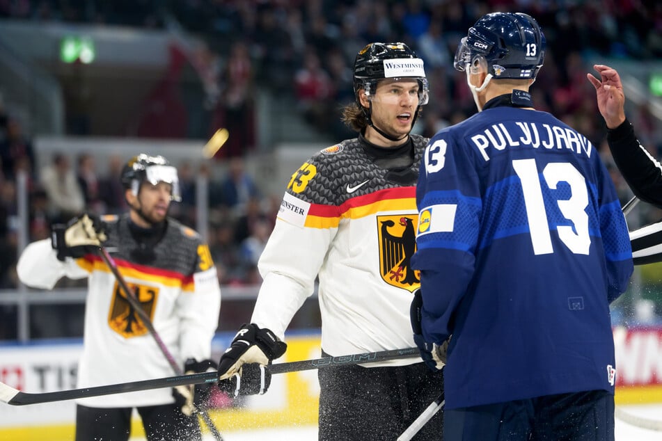 Nach der Auftaktpleite gegen Finnland sprach Kapitän Mo Seider (25, M.) das Problem des DEB-Teams deutlich an.