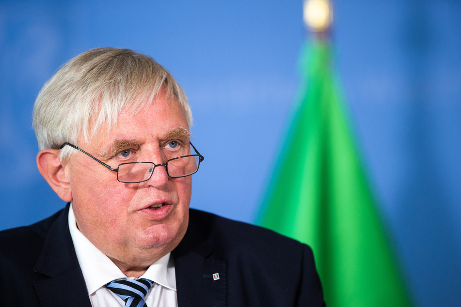 NRW-Gesundheitsminister Karl-Josef Laumann (63, CDU) stellte das neue Konzept am vergangenen Freitag vor.