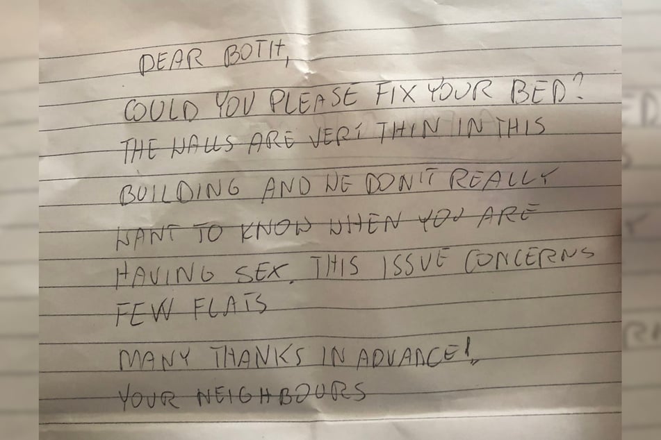 Man Gets Hilariously Awkward Note From Neighbors Complaining About Noisy Sex Tag24
