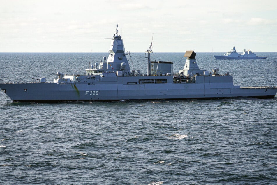 Deutsches Kriegsschiff bricht zu NATO-Mission auf
