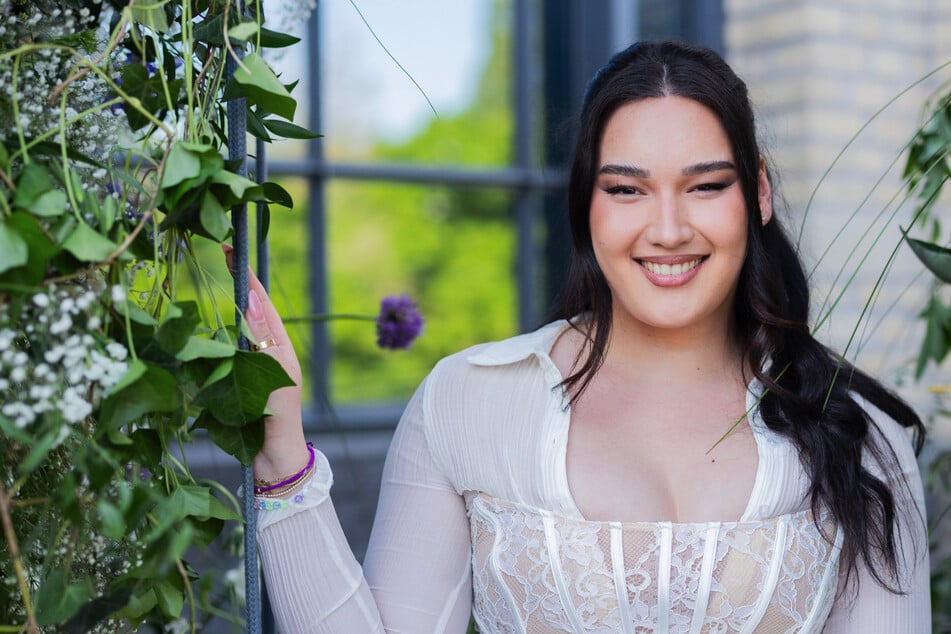 GNTM: Erste Trans-Siegerin von "GNTM": Alex Mariah Peter packt über schwierige Kindheit aus