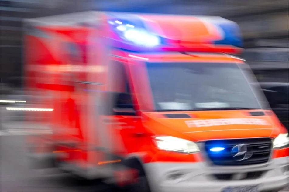 Ein Notarzt konnte nur noch den Tod des Mannes feststellen. (Symbolbild)