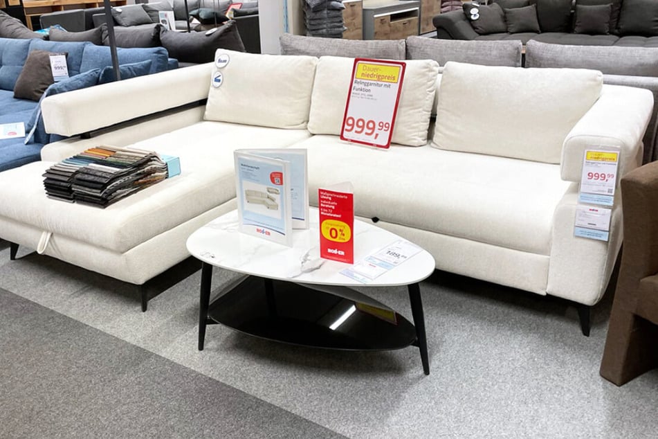 Möbelhaus gibt im Räumungsverkauf satte 30 Prozent Rabatt auf alles