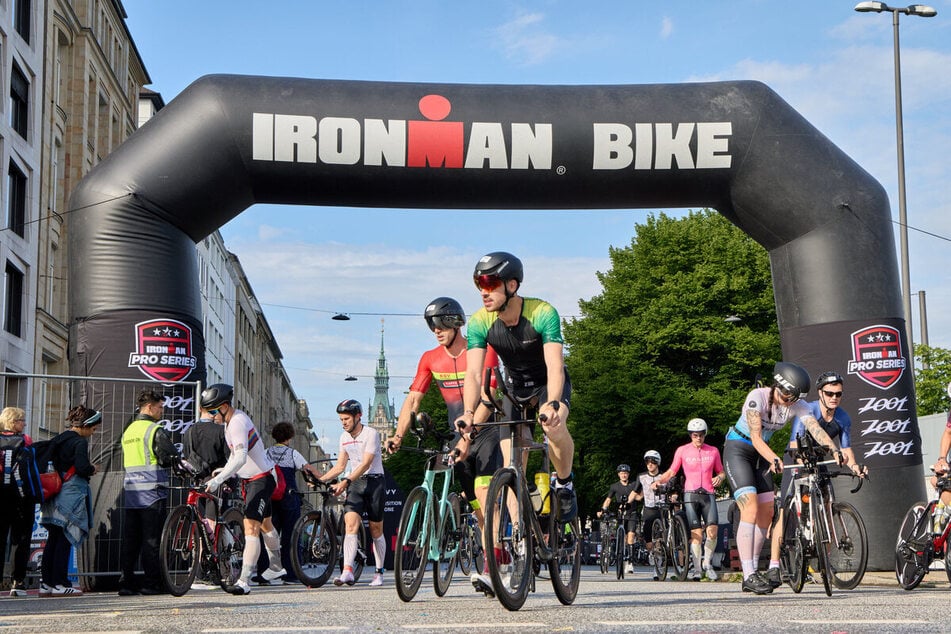 Auch im vergangenen Jahr waren zahlreiche Teilnehmer beim Ironman in Hamburg mit dabei.
