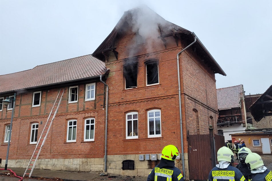 Feuerwehreinsatz in Huy: Plötzlich stand das Kinderzimmer in Flammen!