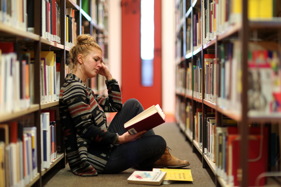 Lern- und Freizeitort Bibliothek - in Sachsen gibt es aktuell 390 öffentliche Bibliotheken.