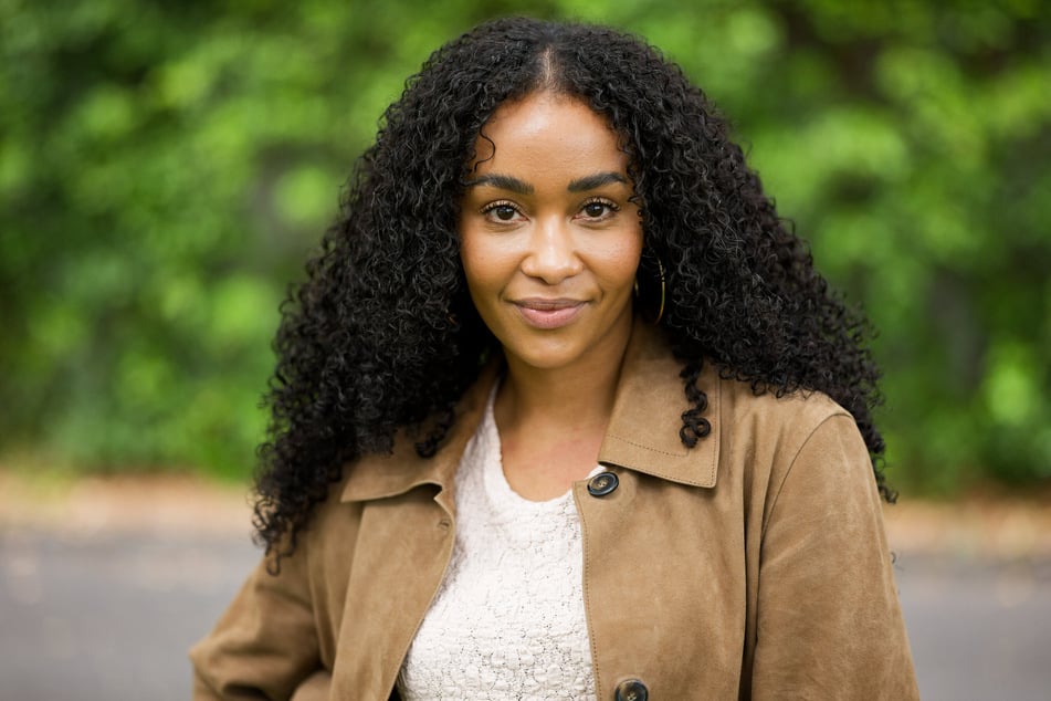 Féréba Koné (35) spielt die Imani Okana aus der RTL Serie "Alles was zählt".