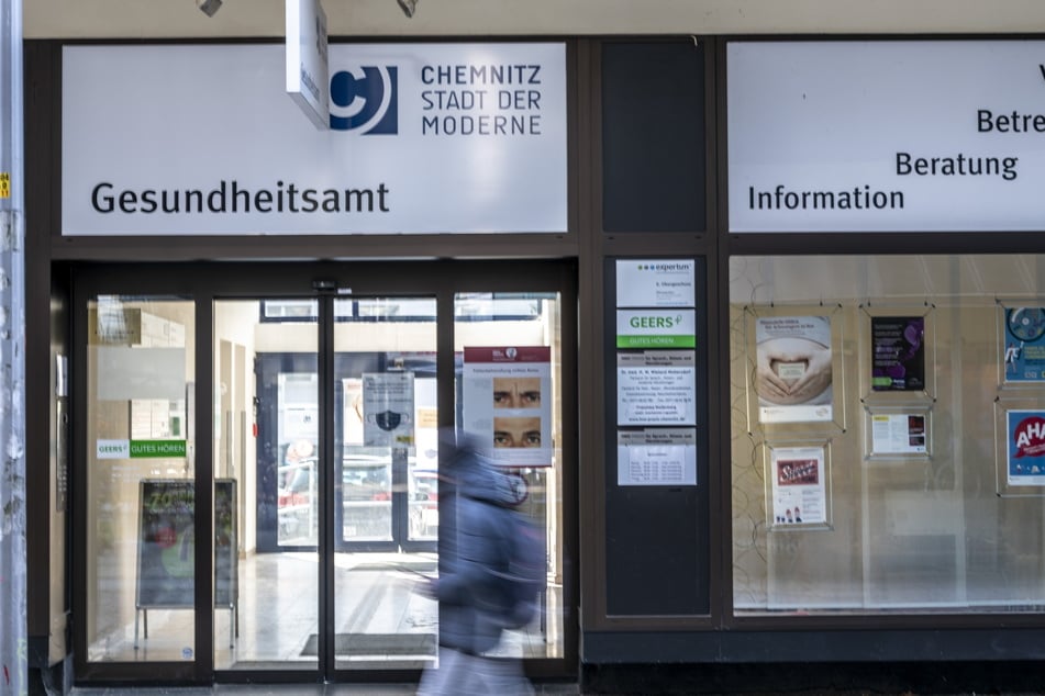 Das Chemnitzer Gesundheitsamt kontrolliert die Pflege-Impfpflicht.