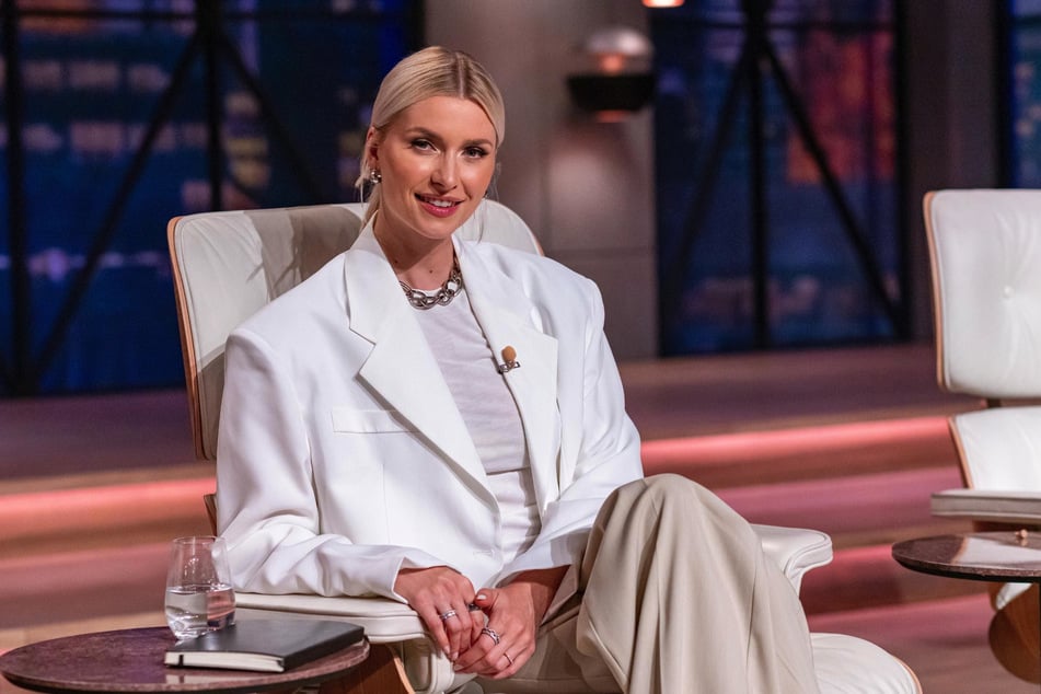 Lena Gercke (37) ist in Folge vier als Gast-Löwin am Start.