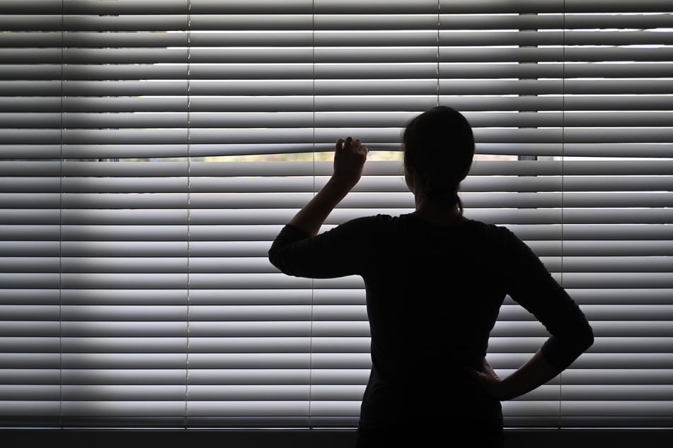 Fenster-Sichtschutz gegen neugierige Blicke: 9 Optionen für Dein Zuhause