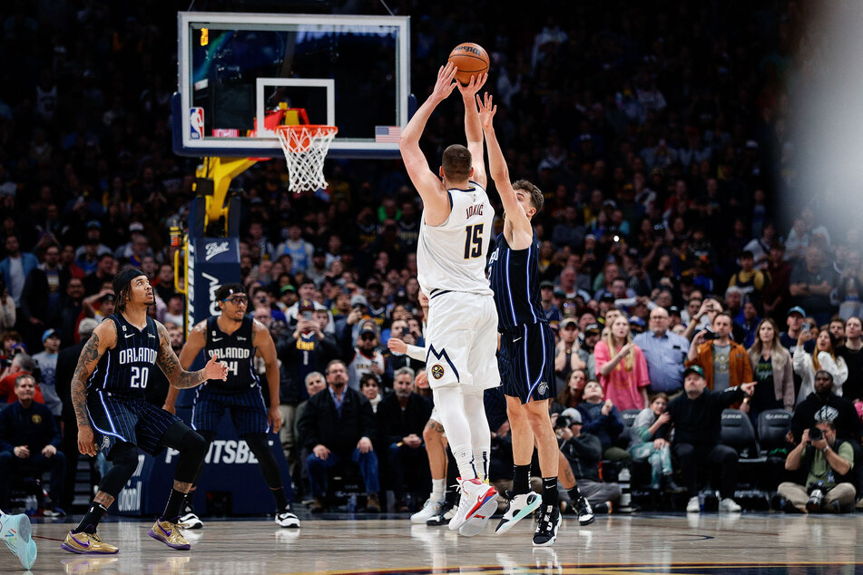 Nikola Jokić landed a three-pointer with 1.2 seconds left to secure the Denver Nuggets a 119-116 victory over the Orlando Magic.