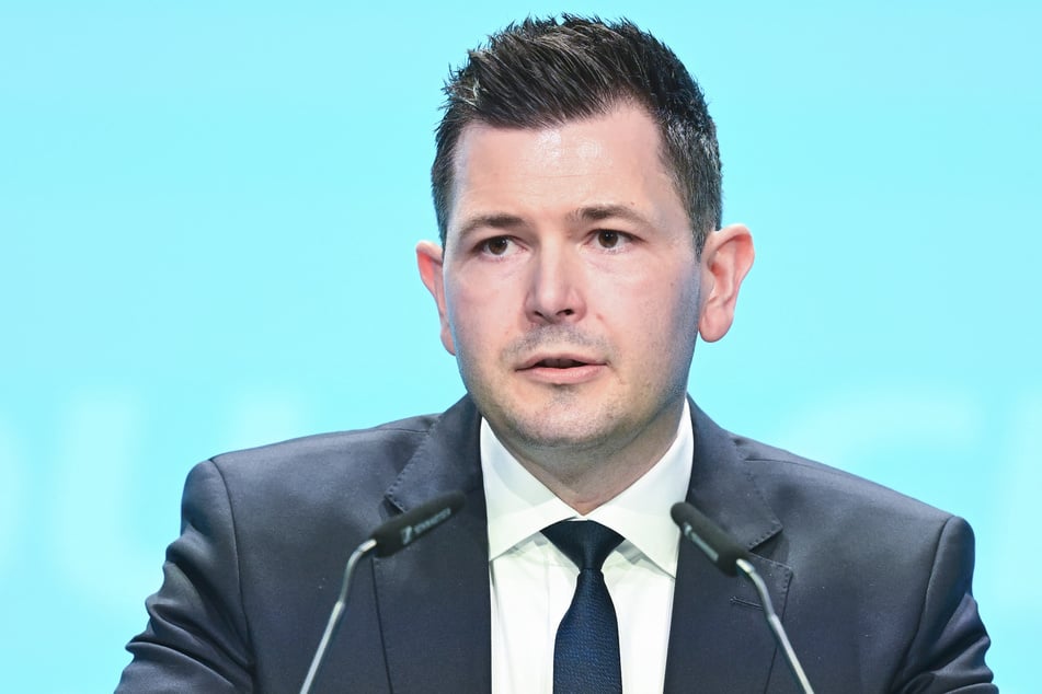 Die Grünen hätten ihren moralischen Kompass verloren, kritisiert der Generalsekretär der Landes-CDU, Tobias Vogt (40).