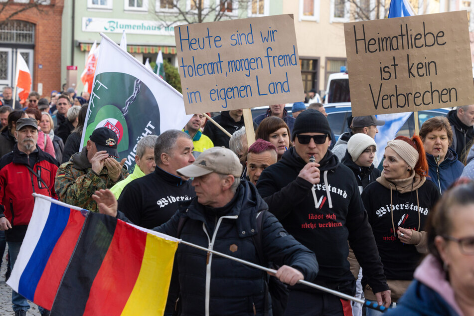 Ehemaliges Krankenhaus soll Flüchtlingsunterkunft werden: Seit Wochen Proteste in Schleusingen