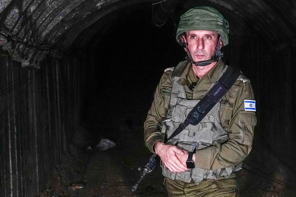 Israels Militärsprecher Daniel Hagari (48) hat zahlreiche Hamas-Geiseln für tot erklärt. (Archivbild)