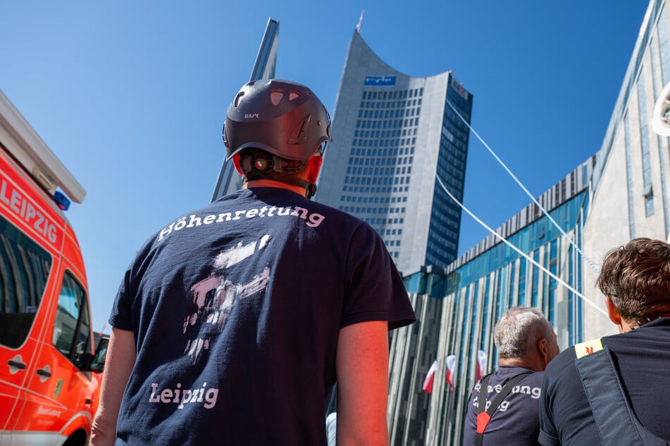 Spektakuläre Szenen spielten sich am Samstag vor dem Leipziger Uniriesen ab.