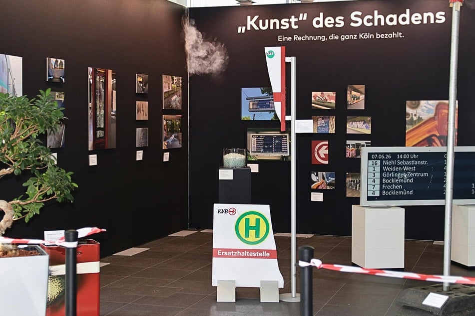 Mit einer Ausstellung zeigt die KVB, welche Schäden Vandalismus im öffentlichen Nahverkehr anrichtet.