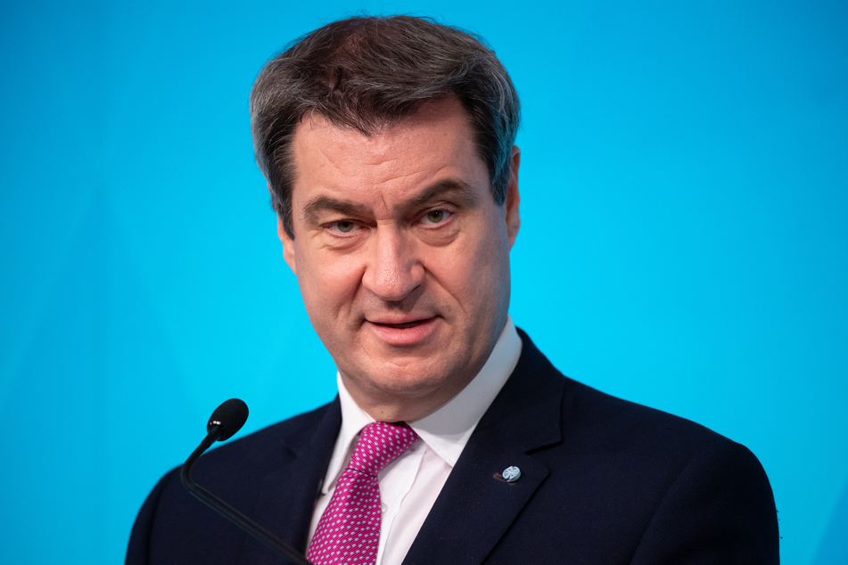 Markus Söder (CSU) ist mit den bisherigen Corona-Regeln noch lange nicht zufrieden.