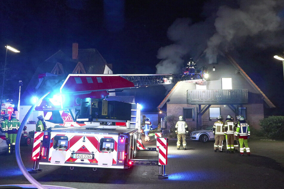 Die Feuerwehr konnte die Flammen löschen, für einen Bewohner kam jedoch jede Hilfe zu spät.