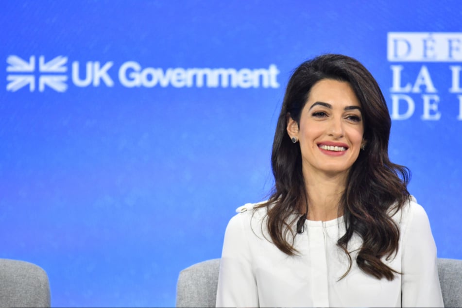 Amal Clooney arbeitet als Journalistin und Menschenrechtsanwältin.