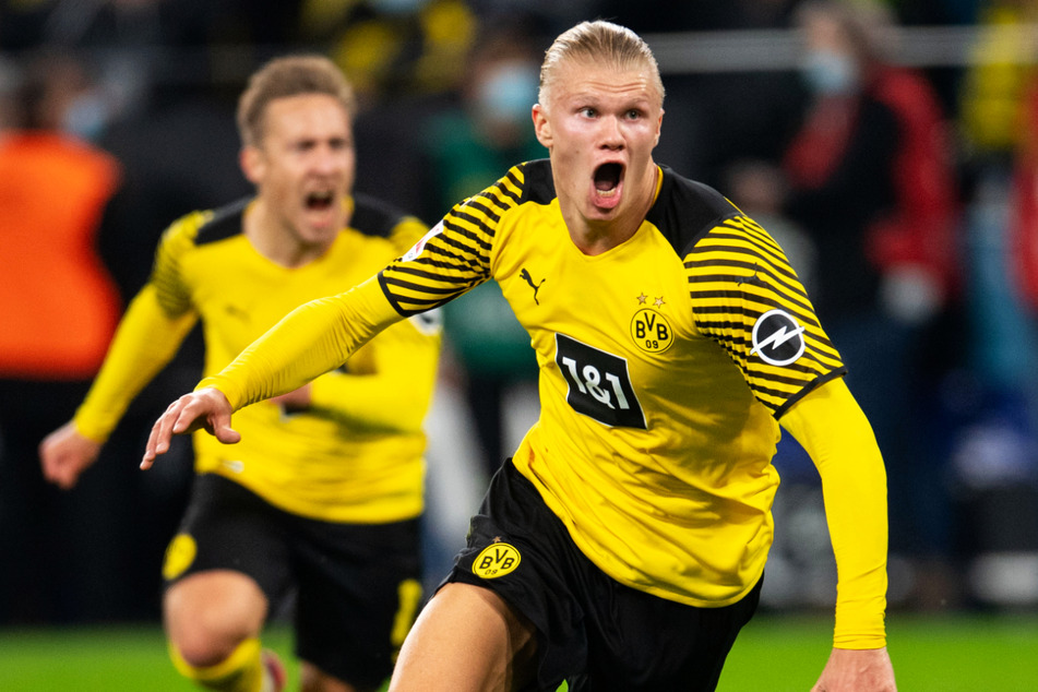 Erling Haaland (21, r.) beruhigte die Dortmunder Gemüter mit seinem Last-Minute-Treffer.