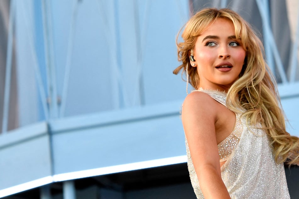 Sabrina Carpenter fans go wild over her famous family connection