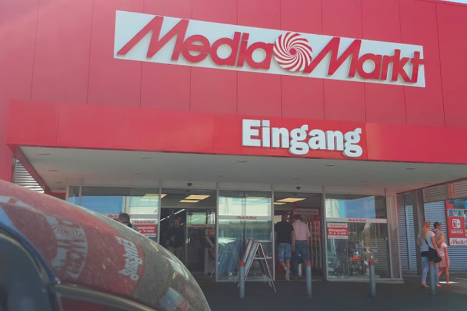 MediaMarkt Schwentinental - Mergenthalerstraße 1.