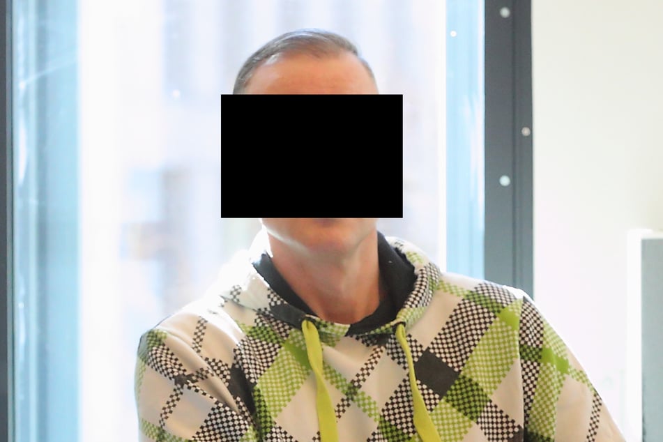 Hundebesitzer Dirk K. (42) muss erneut hinter Gitter.