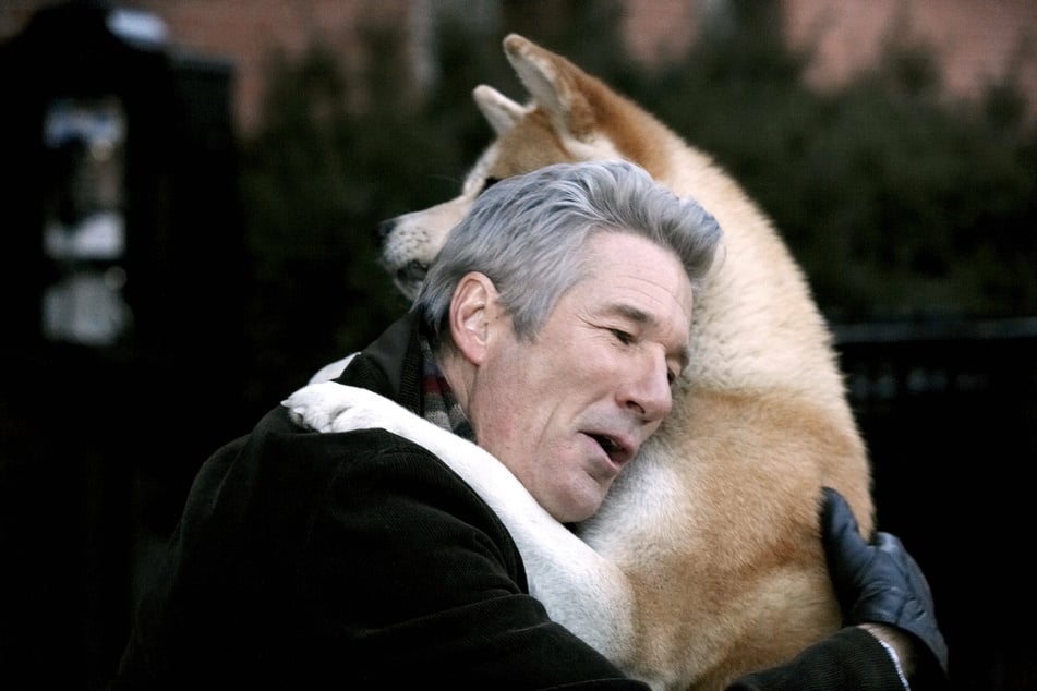 Richard Gere stars in the Hollywood adaptation Hachi: A Dog's Tale (2009).