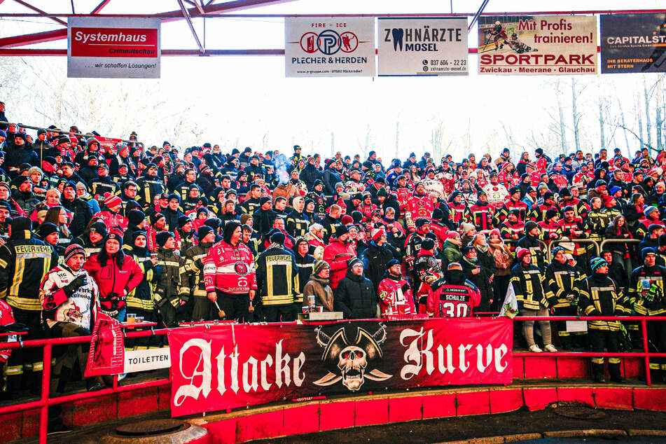 Freut Euch am 25. Januar auf ein tolles Spiel mit einer ganz besonderen Atmosphäre im Eisstadion.