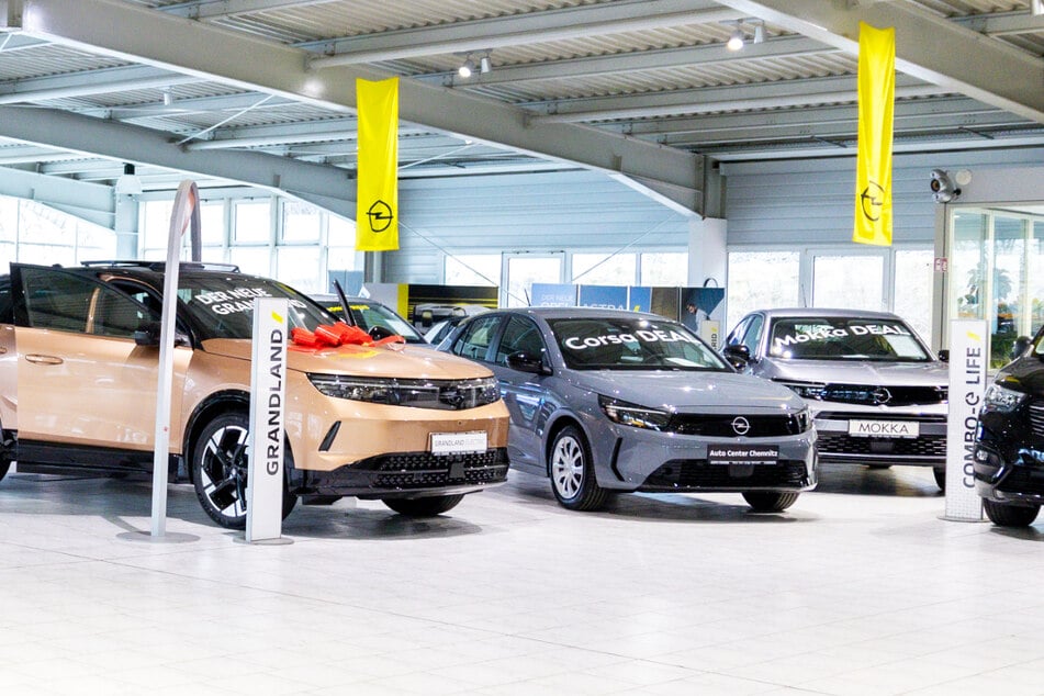 Der Opel Spring Sale ist in vollem Gange. Schaut einfach an einem der vier Auto Center Chemnitz vorbei und überzeugt Euch selbst von den Angeboten.
