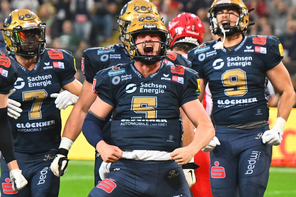 Der Leader ging wie versprochen voran: Rocky Lombardi (M.) hat seine Monarchs zum Titel geführt.