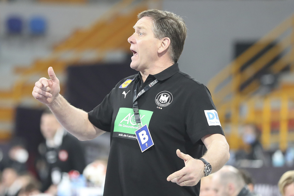 Deutschlands Trainer Alfred Gislason ist enttäuscht vom WM-Auftritt des DHB.