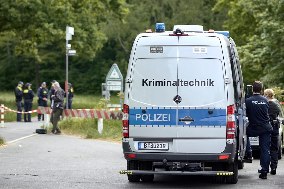 Ein Polizist hatte den toten Säugling auf dem Weg zur Arbeit gefunden.