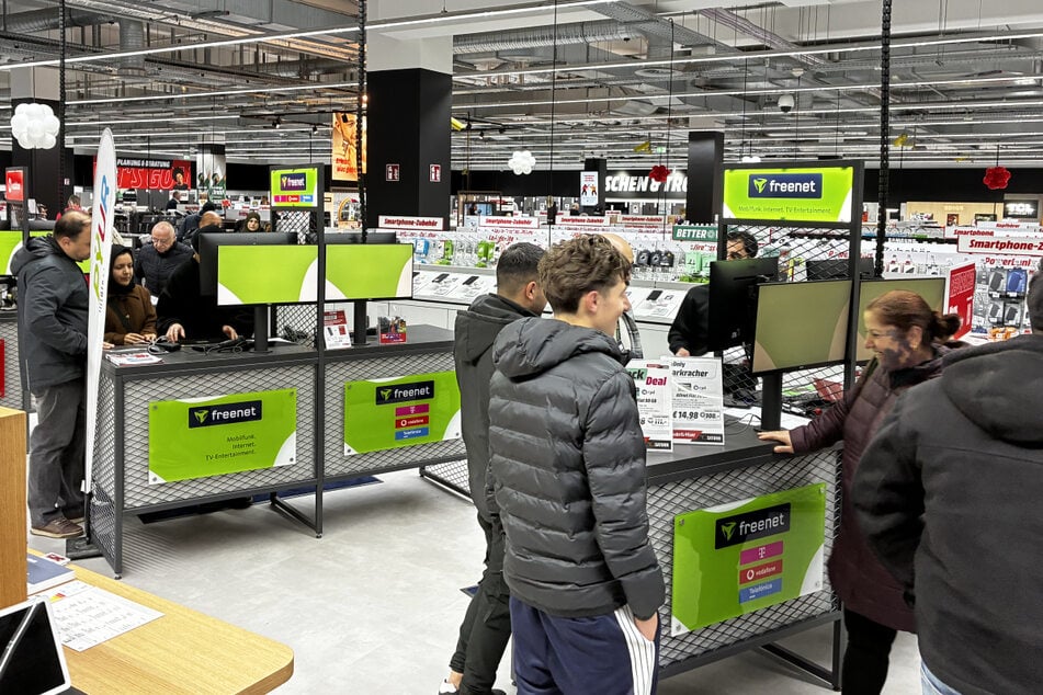 Smartphone-Tarif abschließen, Coupon kassieren.