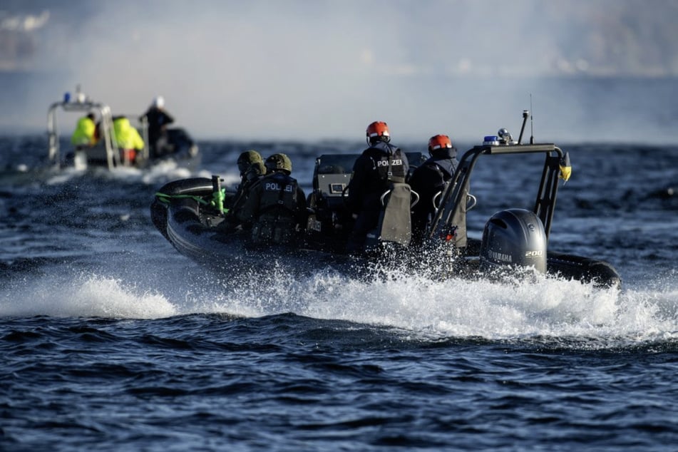 Frau fällt während Unwetter von Boot in Bodensee: 200 Einsatzkräfte suchen erfolglos nach ihr