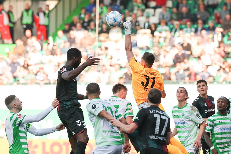 Grill war in der vergangenen Saison an Fürth ausgeliehen, trifft sein Ex-Team somit gleich am ersten Spieltag mit Dynamo wieder.