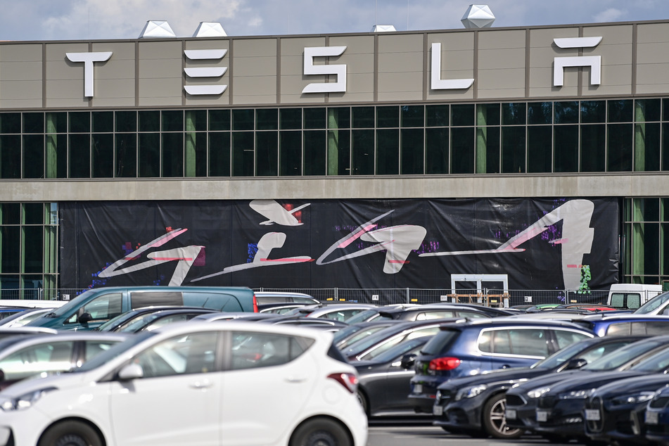 Tesla muss die Produktion in Grünheide ab Ende Januar für zwei Wochen stilllegen.